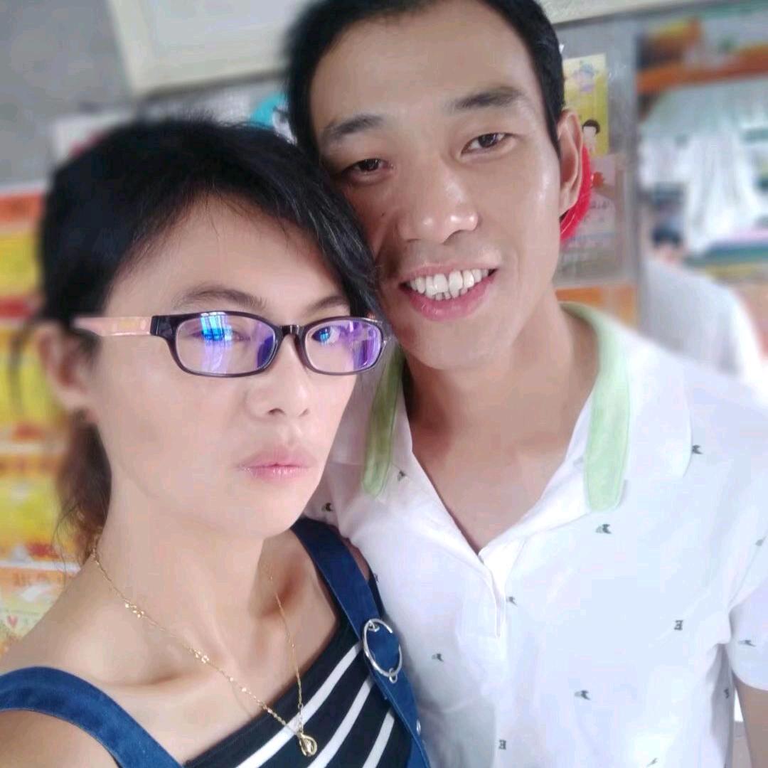 患难夫妻（在努力）