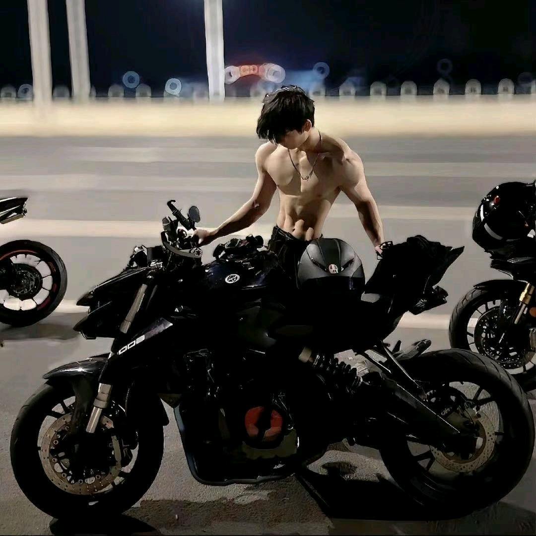 ~王嘉尔