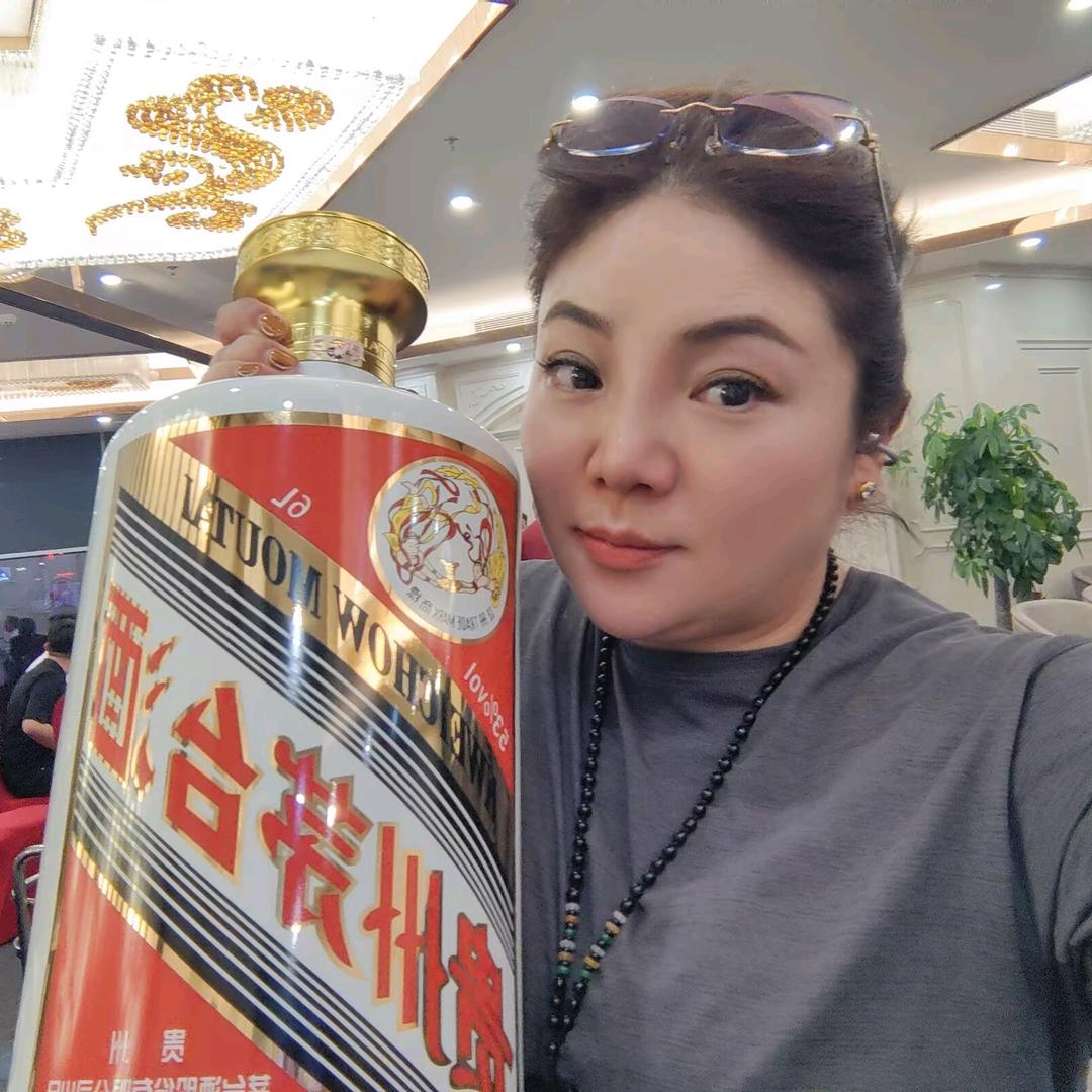1819W晶姐