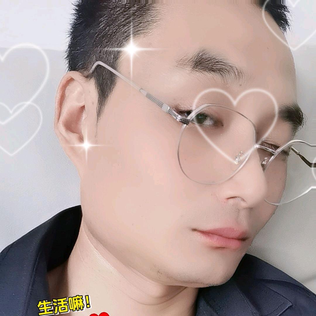 音乐圆梦人^_^伟伟