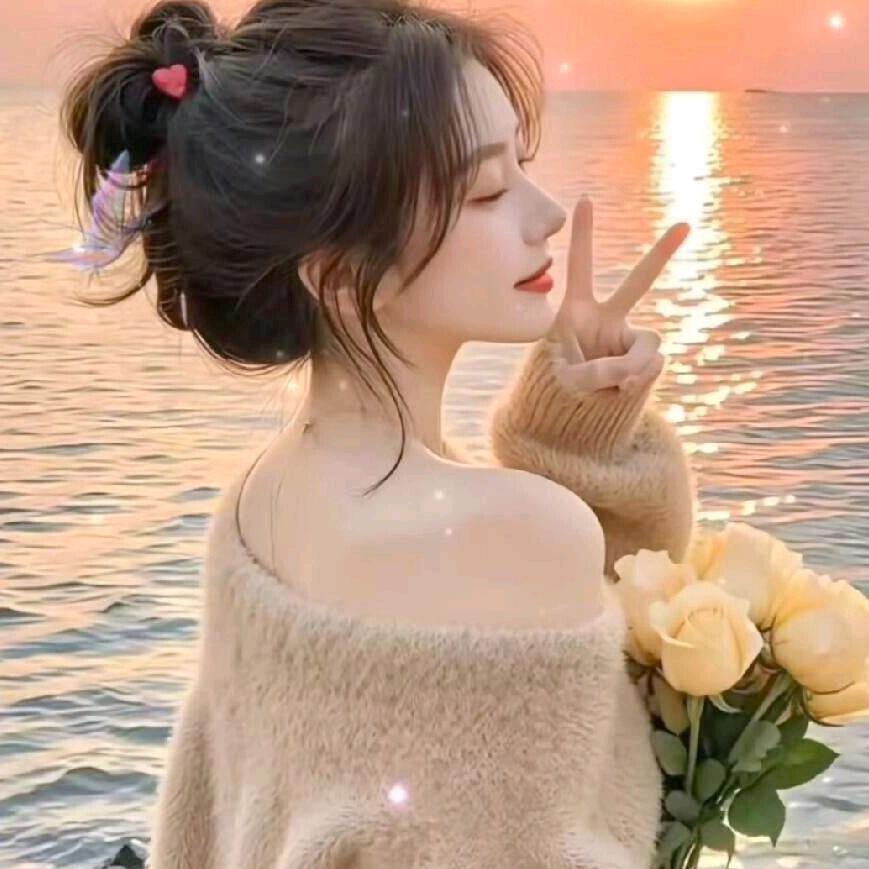 𑁍薇薇༘⋆ 🍒
