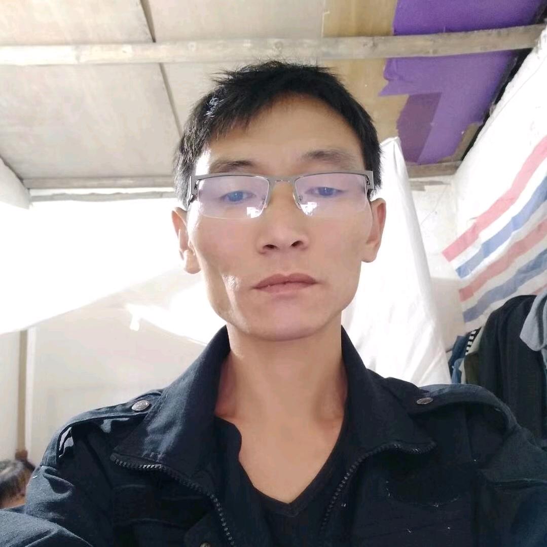 邓强（宗远兽药）畜牧兽医。