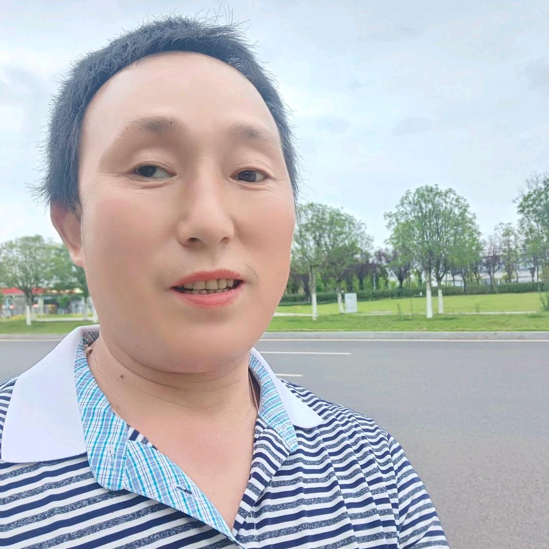 松哥   分享农村生活，加聊天唱歌🎤