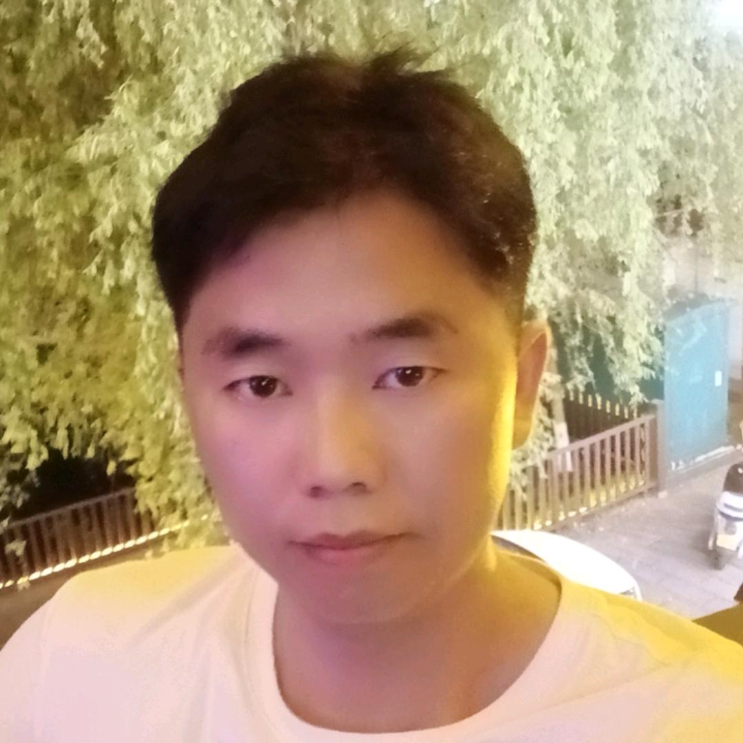 蚂蚁咬大象