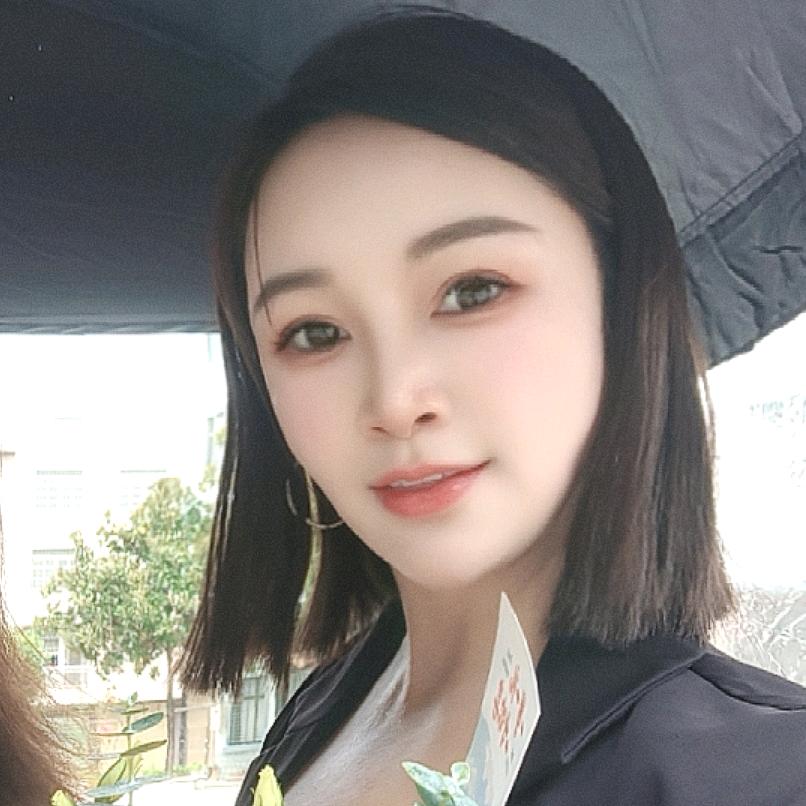 通城县欧泉国际吴姐