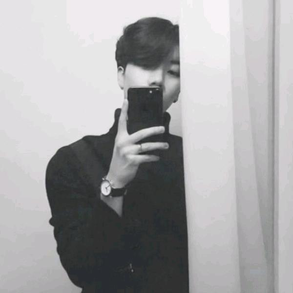 ╲