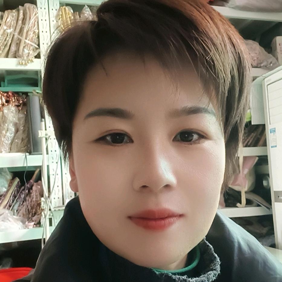 畖底锁菊窗帘布艺