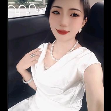 邱家小姐.🧸