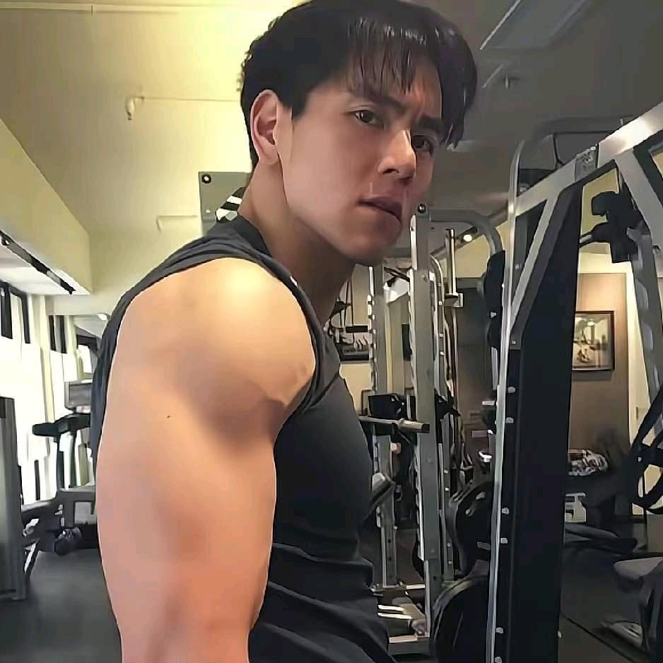 陈奕迅
