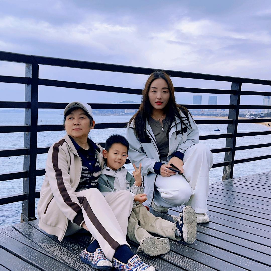 离你十米（好物在橱窗）