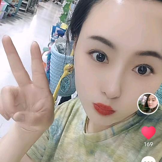 大米粒子姐姐