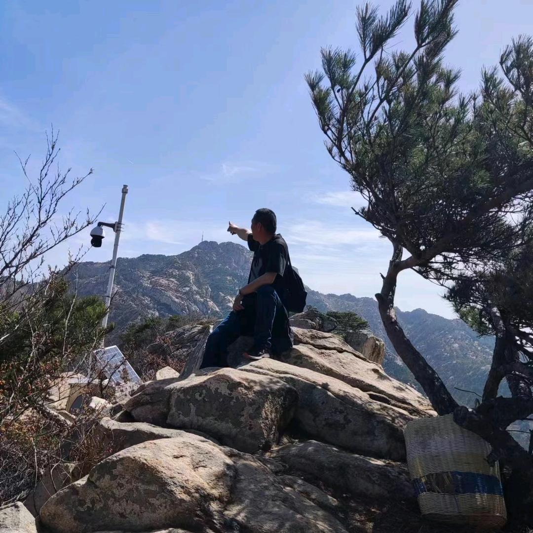 山野万里