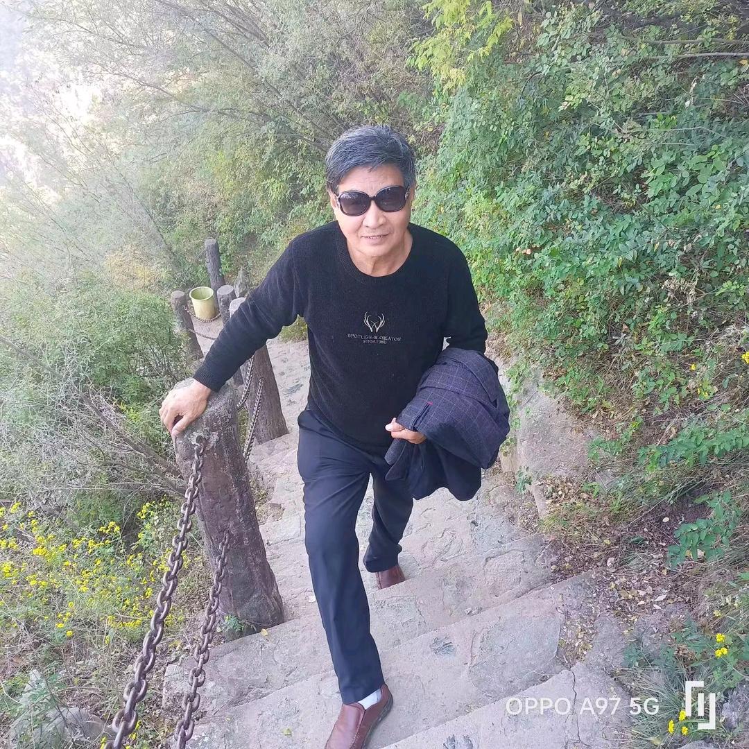 老戏迷狗旦爷爷