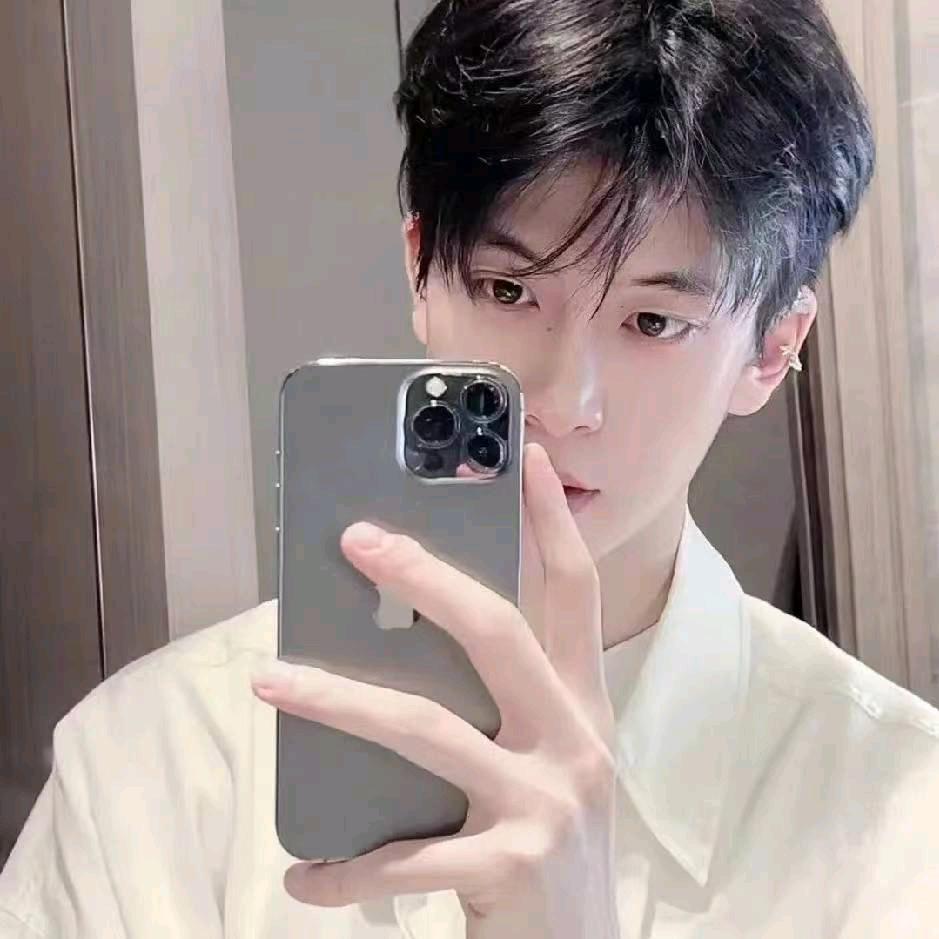 曾经的你藏在心里