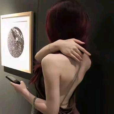 嫑ᵉᵐᵒ