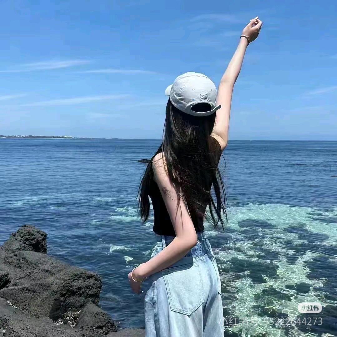 娟子爱穿搭