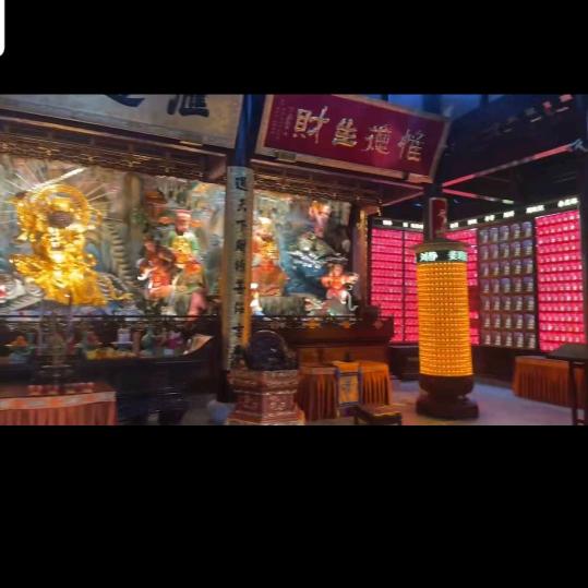 一凡，平凡