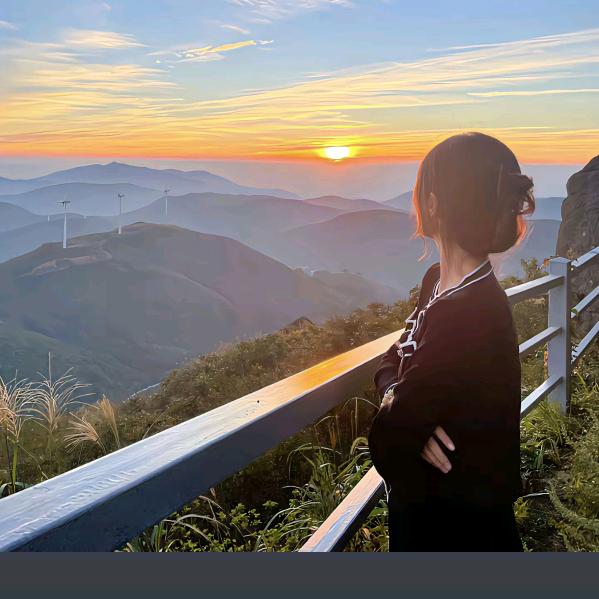 @李李