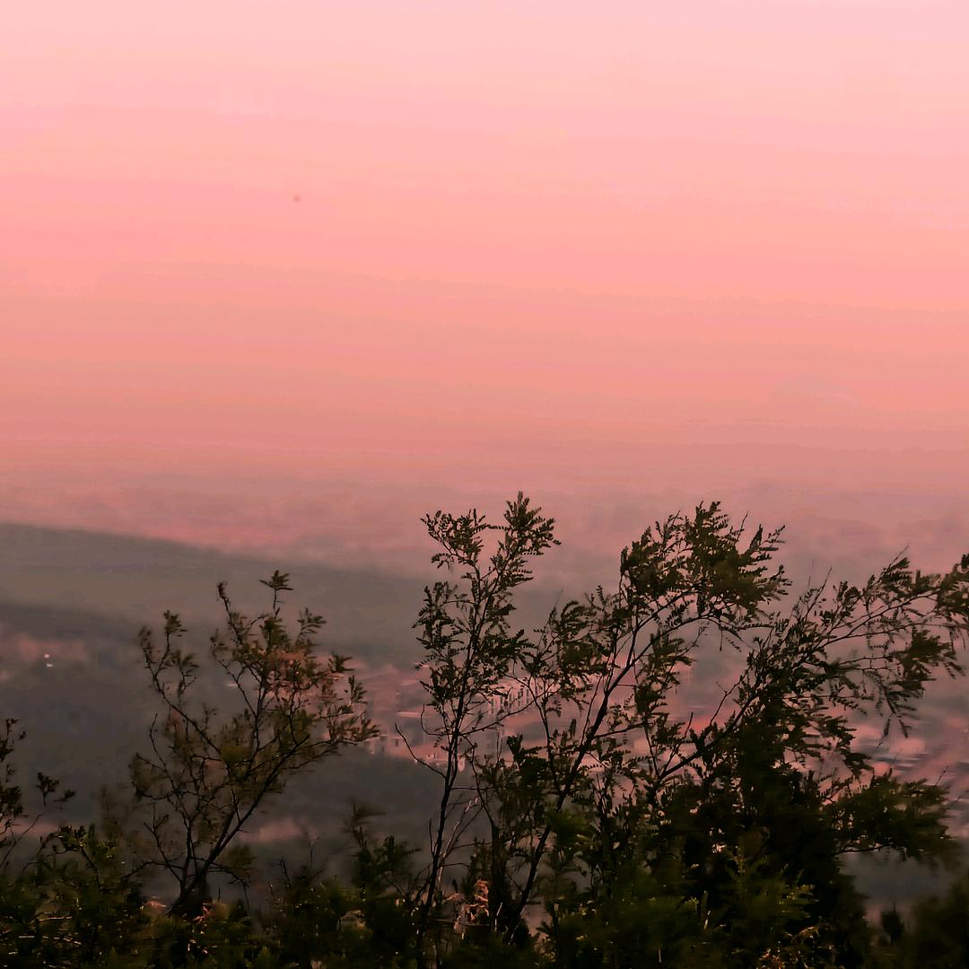 霖映影视启恩同学