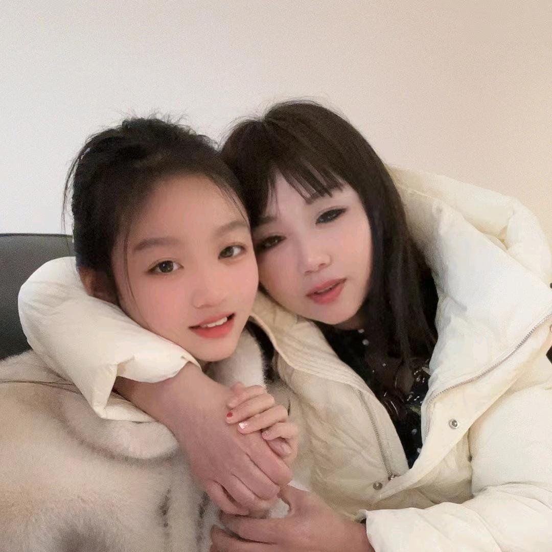 老美女的小 妖精