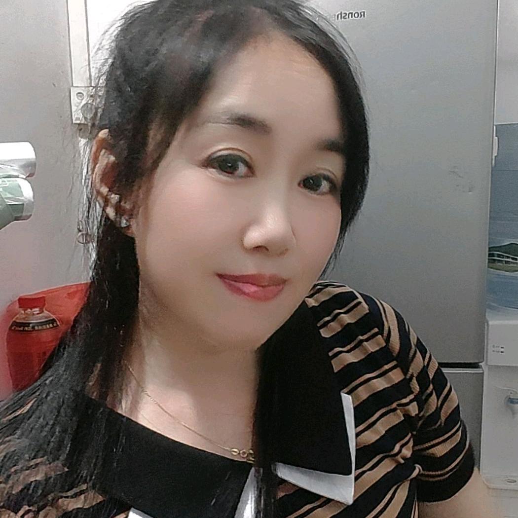 黄珊珊！
