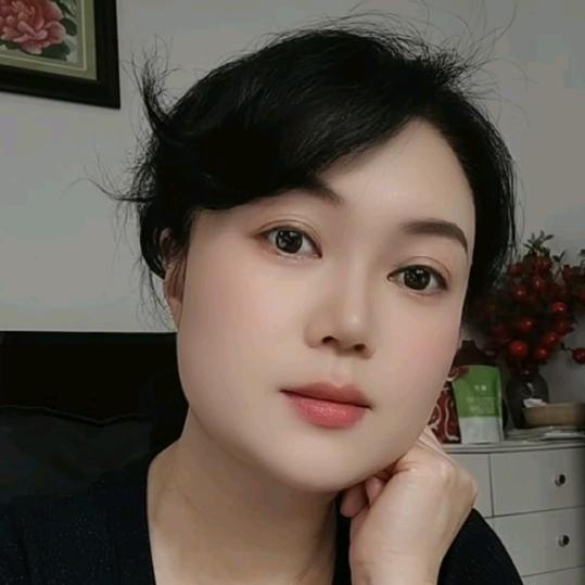 旋秋敏月