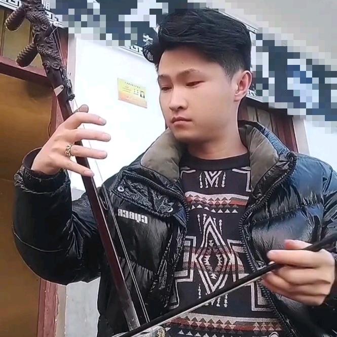 小余二胡唢呐