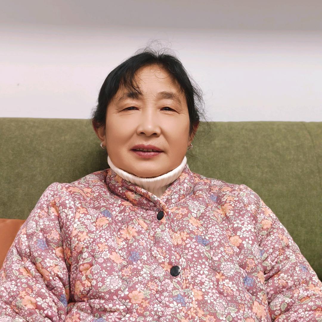 陈英