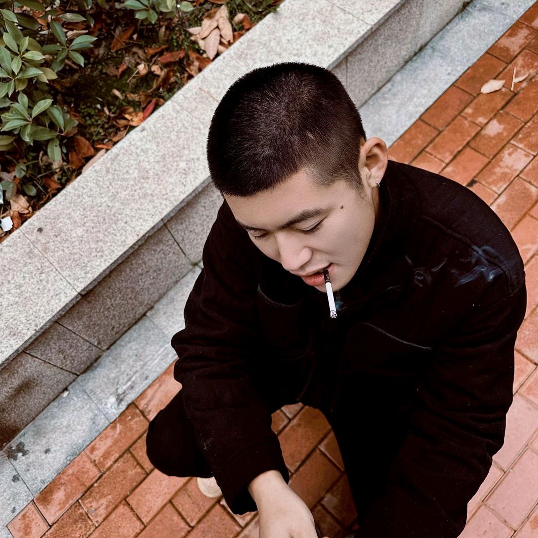 扶老爷爷闯红灯