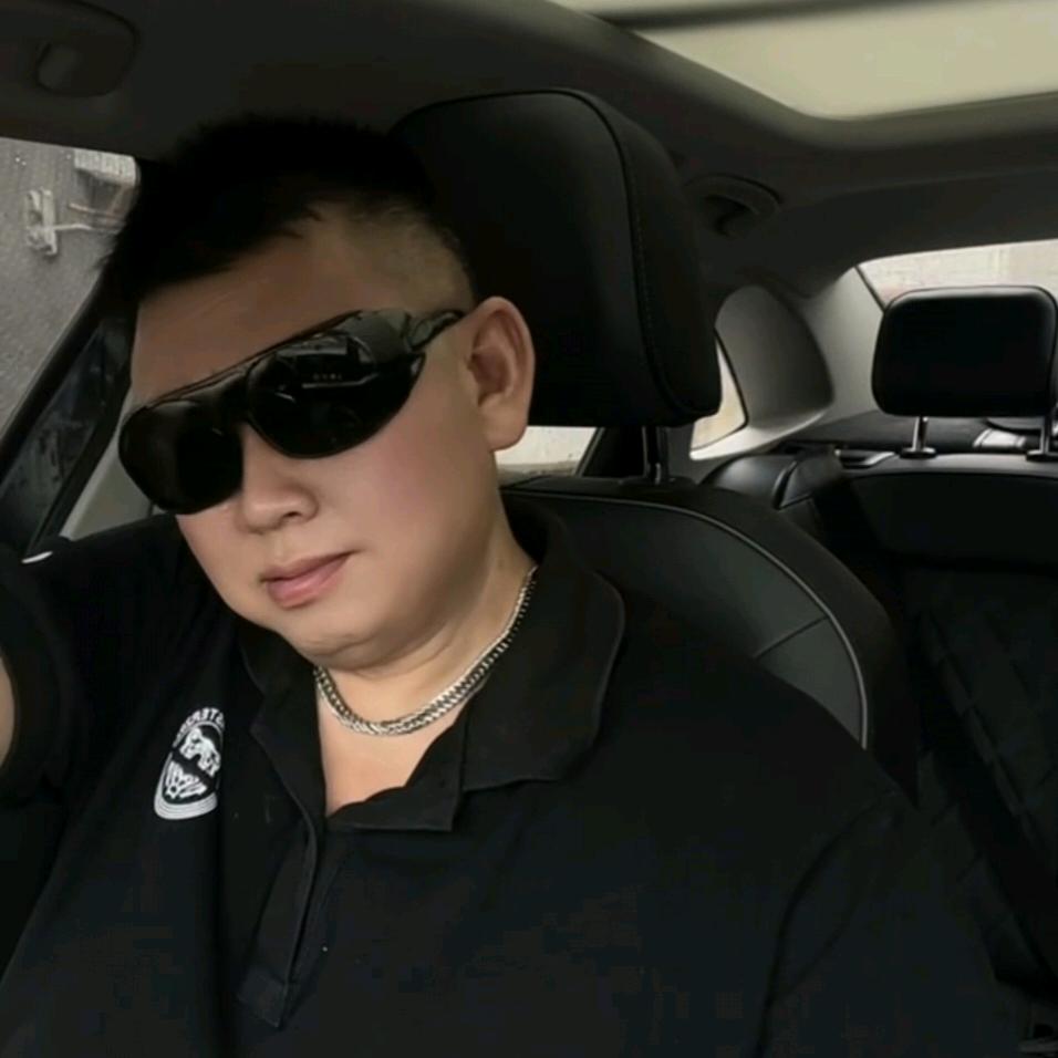 力哥★