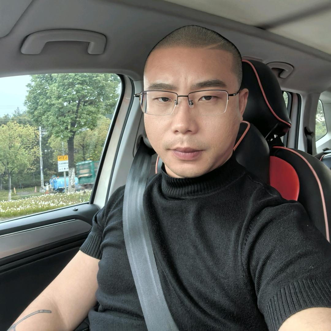 中 年 后 的 沧 桑