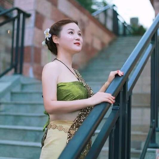 巍巍
