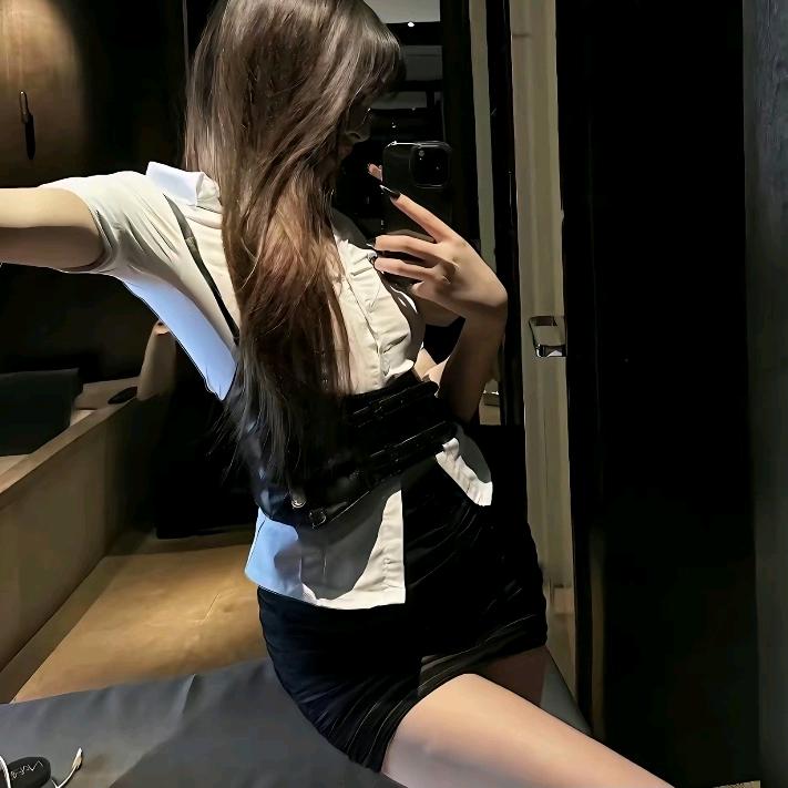 娜娜米