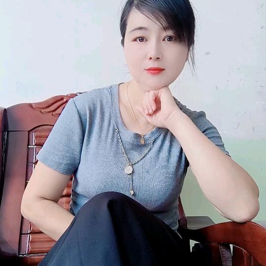 带刺的玫瑰🌺