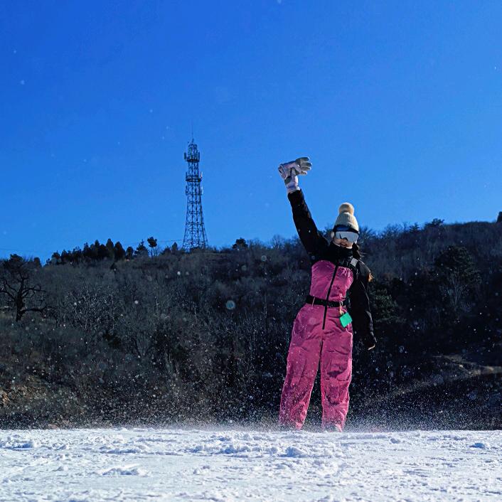 🍓爱吃草莓的滑雪教练🍓