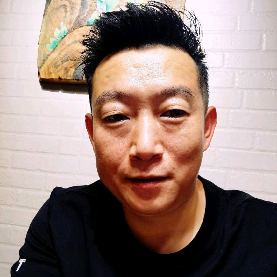 亮哥～麻辣先生