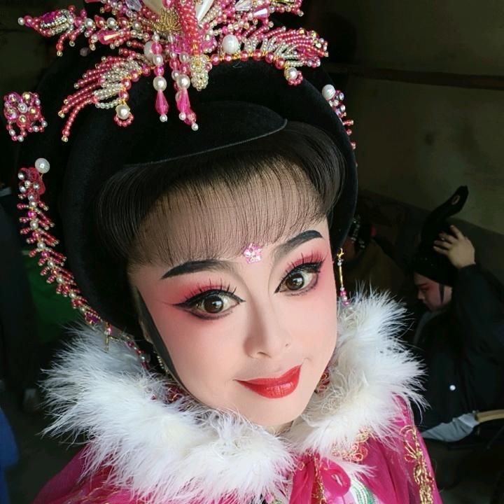 花鼓戏演员—丽宝宝