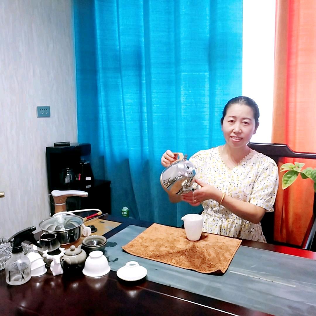 每天阳光！精神！