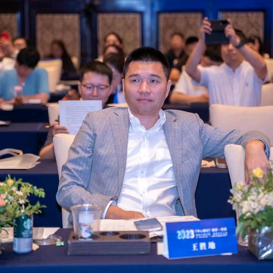 北大化学系王胜地  纯粹元素CEO