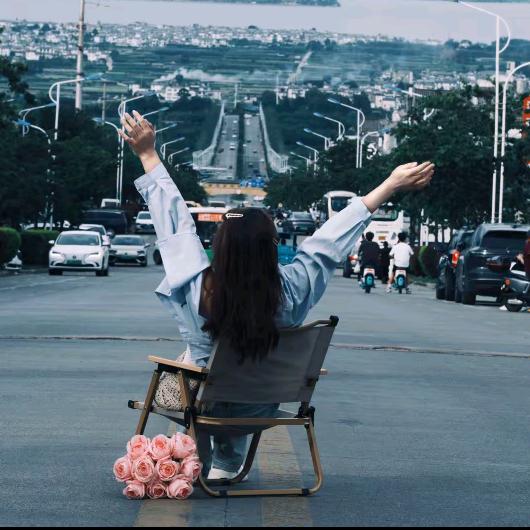 MISS BIUE安顺国贸生日蛋糕