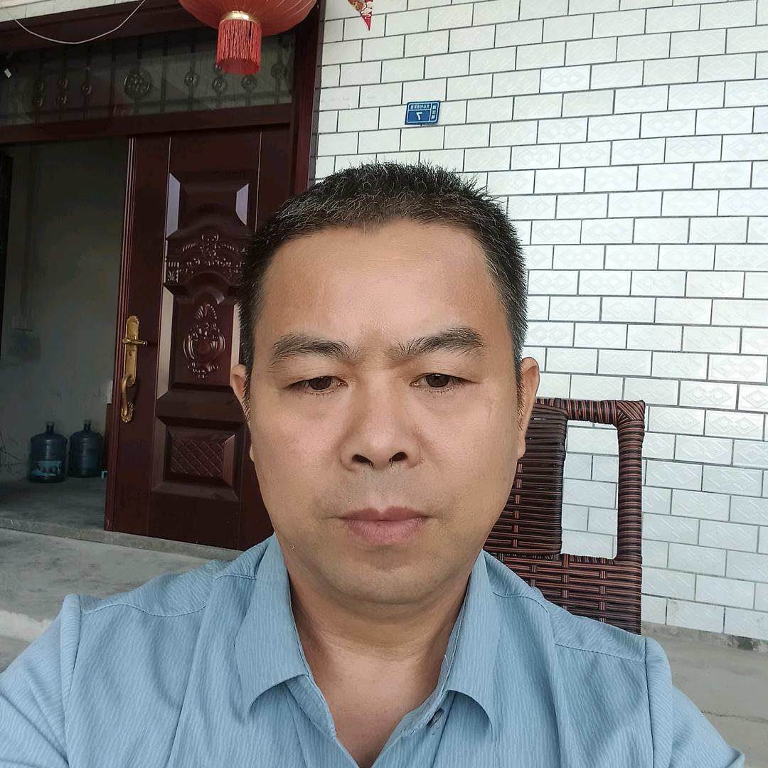 李富