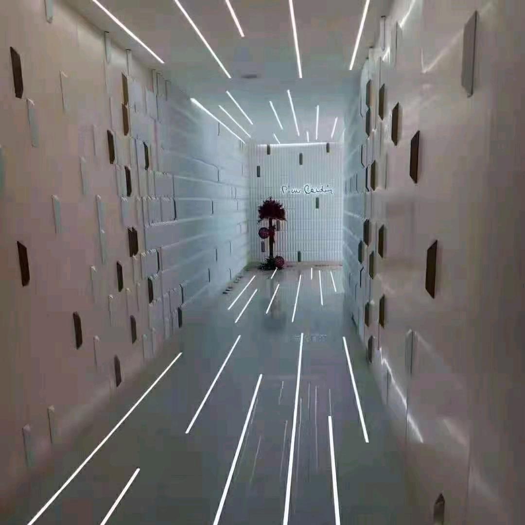 熊大大卖灯