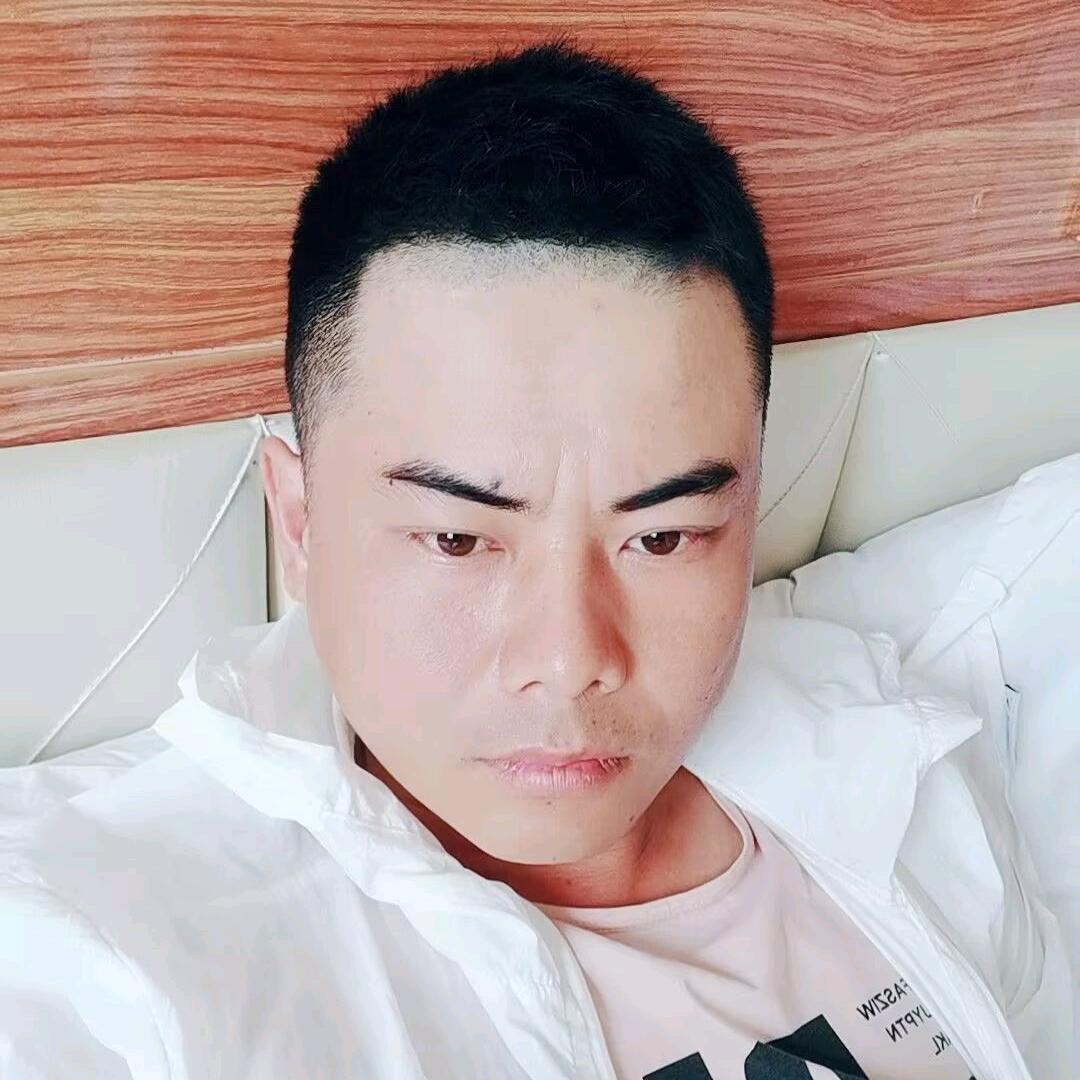 周先生