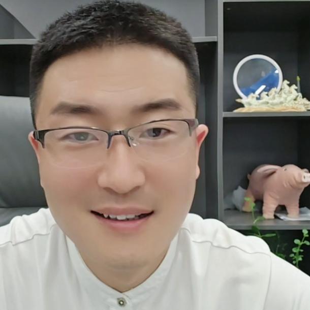 大龙 老师 讲养猪