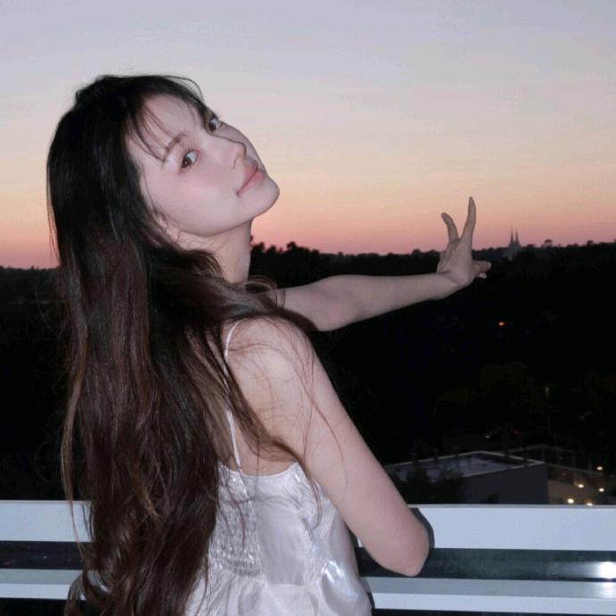 优品百货橱窗999