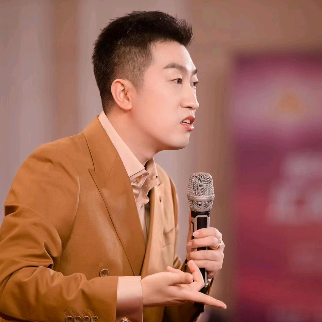 瑾年信息咨询部（周老师）