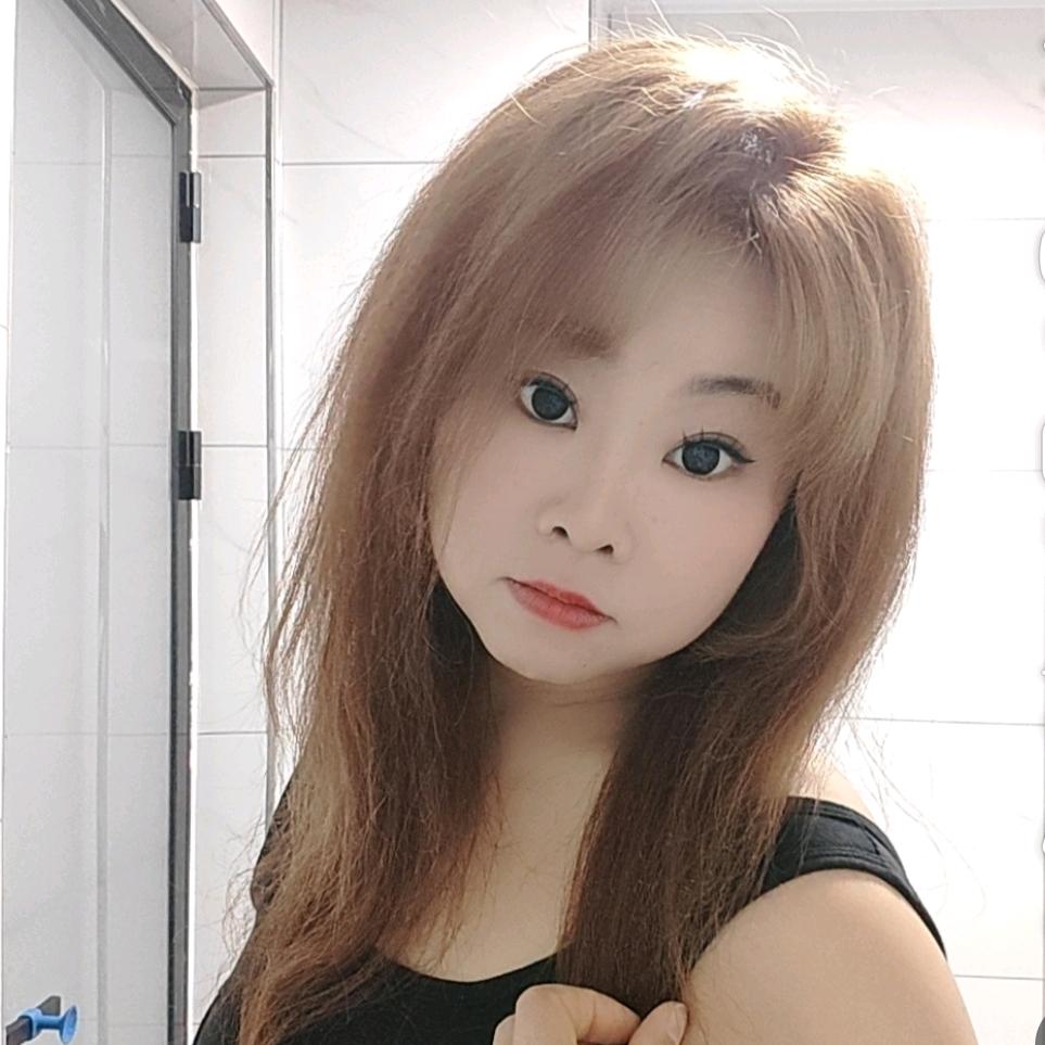 彤彤