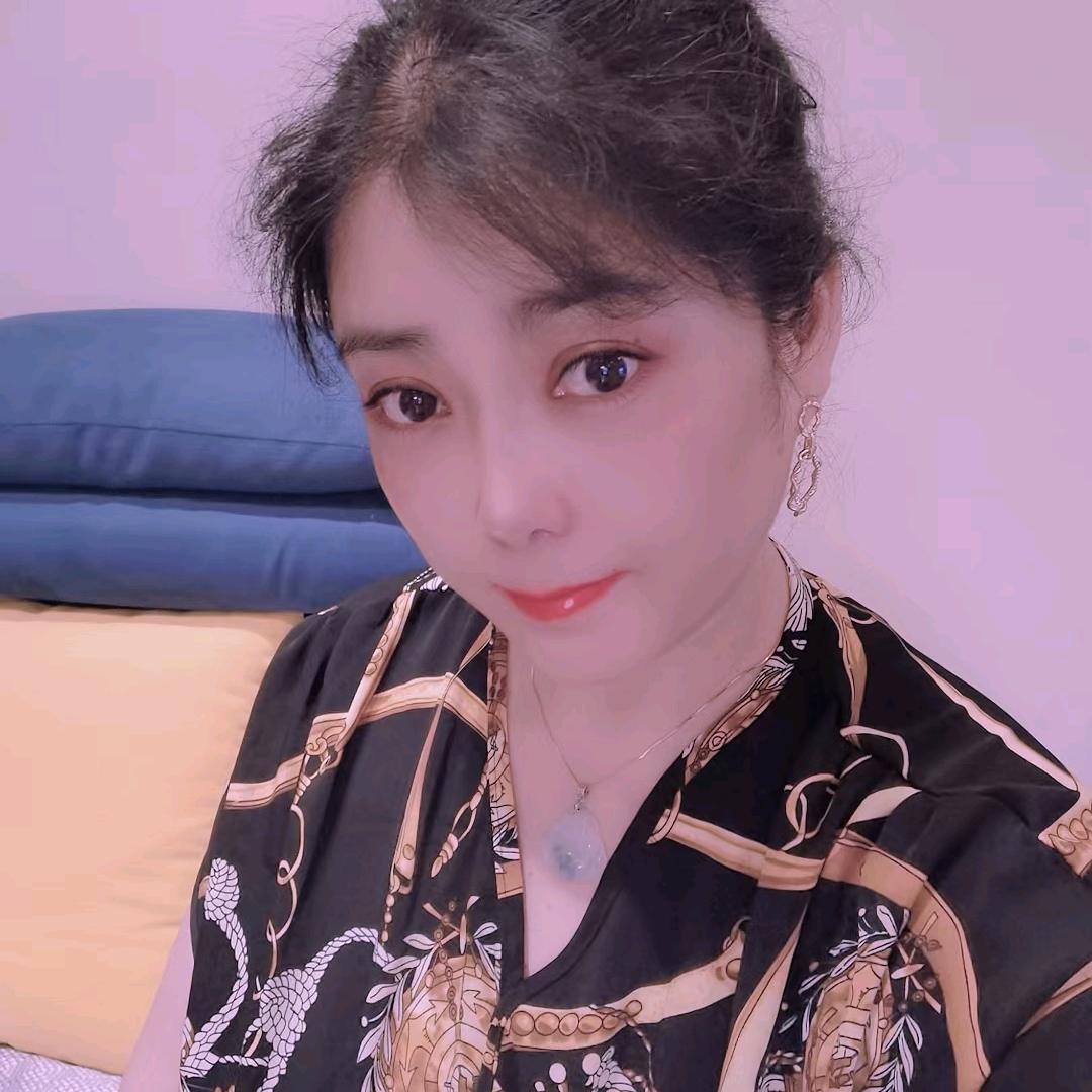 李芯