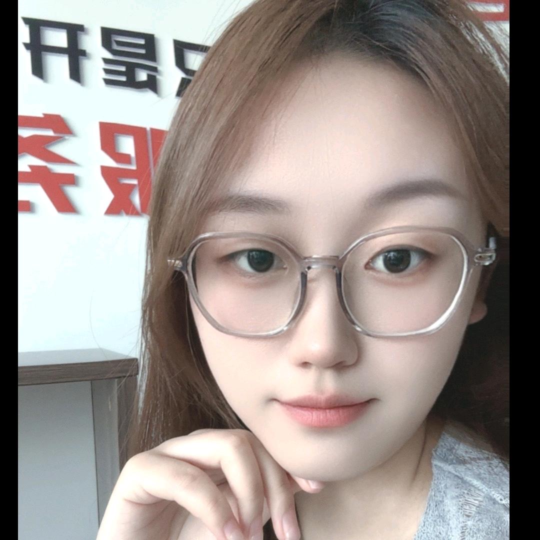 爱上班的飞飞