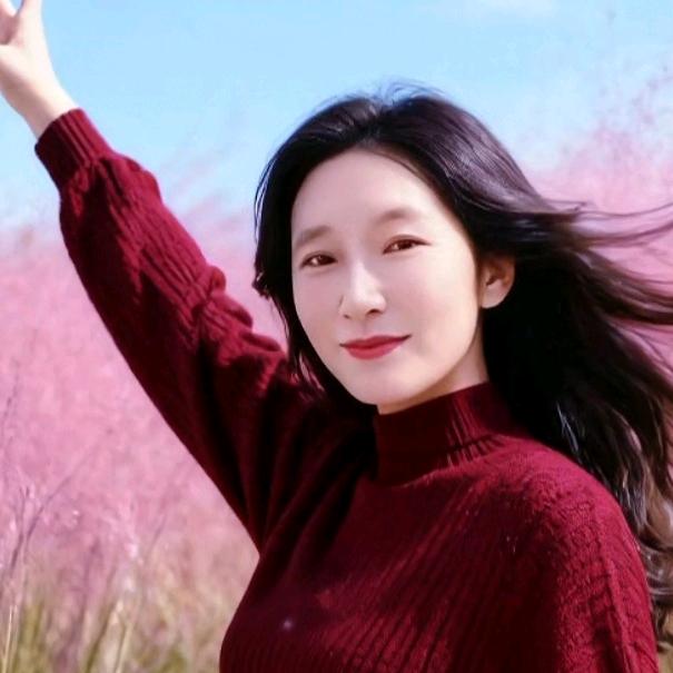 草原女孩🌹🌹🌹🌈